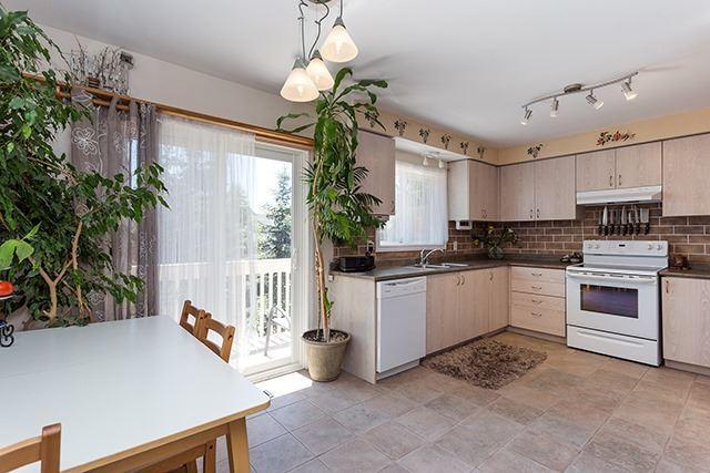 11 - 2088 Leanne Blvd, Townhouse with 3 bedrooms, 2 bathrooms and 2 parking in Mississauga ON | Image 6