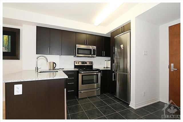 706 - 242 Rideau Street, Condo with 1 bedrooms, 1 bathrooms and null parking in Ottawa ON | Image 3