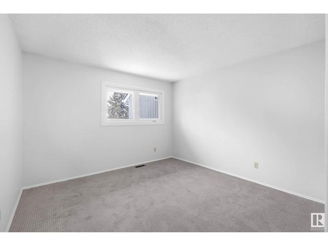 3044 108 St Nw, House attached with 3 bedrooms, 2 bathrooms and 4 parking in Edmonton AB | Image 26