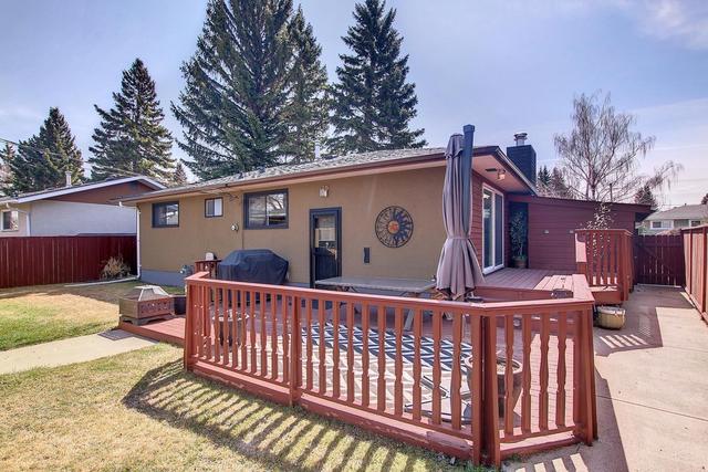528 96 Avenue Se, House detached with 4 bedrooms, 2 bathrooms and 5 parking in Calgary AB | Image 6
