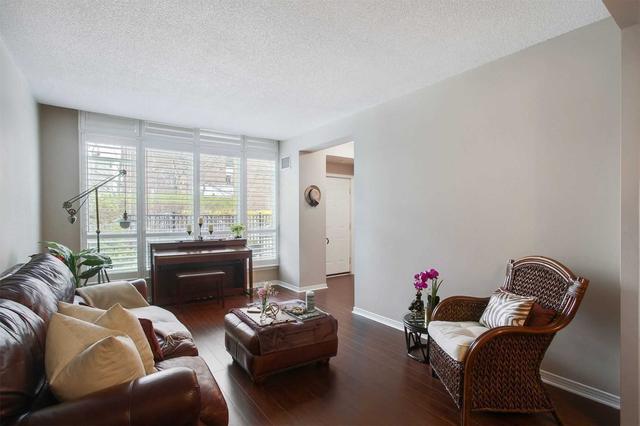 57 Mcmurrich St, Townhouse with 3 bedrooms, 3 bathrooms and 1 parking in Toronto ON | Image 22