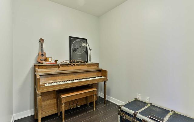1703 - 170 Sumach St, Condo with 1 bedrooms, 1 bathrooms and 1 parking in Toronto ON | Image 6