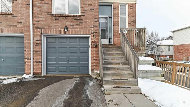81 Stewart Maclaren Rd, Townhouse with 3 bedrooms, 3 bathrooms and 1 parking in Halton Hills ON | Image 2