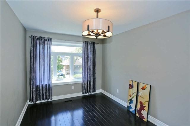 35 Rothsay Ave, House detached with 4 bedrooms, 4 bathrooms and 4 parking in Toronto ON | Image 13