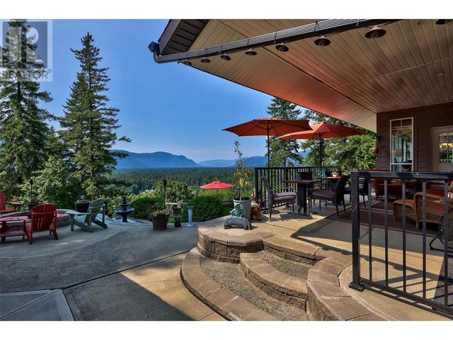 15 - 2481 Squilax Anglemont Road, House detached with 3 bedrooms, 2 bathrooms and 2 parking in Columbia Shuswap F BC | Image 3