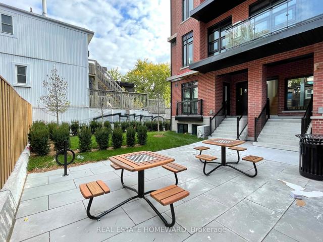 102 - 485 Logan Ave, Townhouse with 2 bedrooms, 2 bathrooms and 0 parking in Toronto ON | Image 21