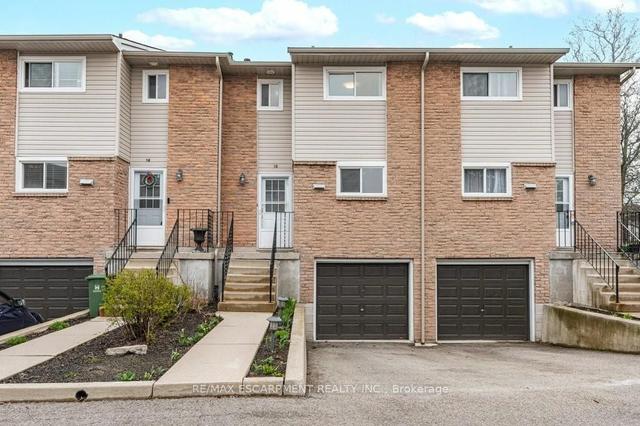 15 - 1355 Upper Gage Ave, Townhouse with 3 bedrooms, 2 bathrooms and 1 parking in Hamilton ON | Image 1