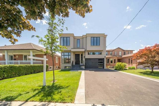 33 Cartwright Ave, House detached with 5 bedrooms, 6 bathrooms and 6 parking in Toronto ON | Image 1