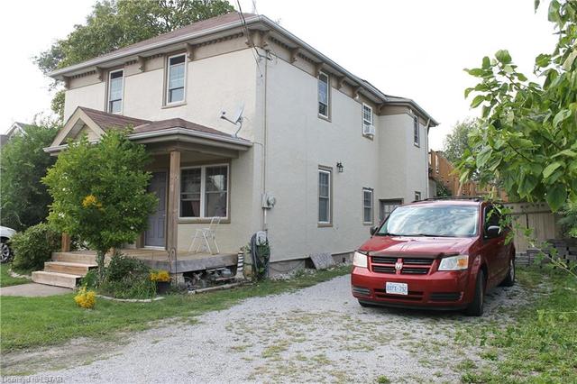 31 Turner Crescent, Home with 3 bedrooms, 0 bathrooms and 7 parking in St. Catharines ON | Image 3