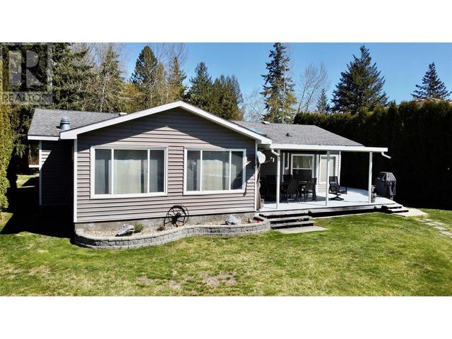 1448 Silver Sands Road, House other with 3 bedrooms, 2 bathrooms and 10 parking in Sicamous BC | Image 12