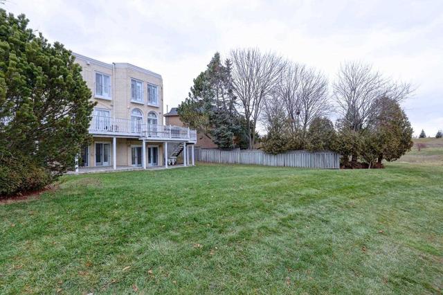 2179 Robin Dr, House detached with 5 bedrooms, 4 bathrooms and 8 parking in Mississauga ON | Image 33
