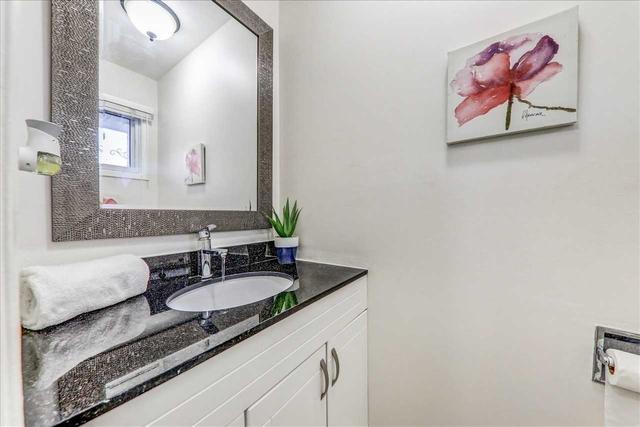 22 Enmount Dr, Townhouse with 3 bedrooms, 2 bathrooms and 2 parking in Brampton ON | Image 19