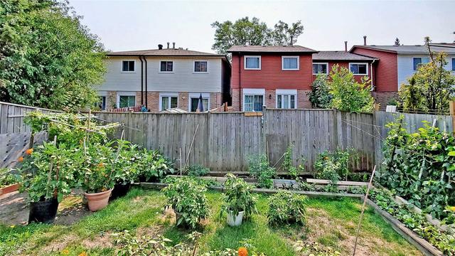 123 Granada Cres, House detached with 3 bedrooms, 4 bathrooms and 5 parking in Toronto ON | Image 31