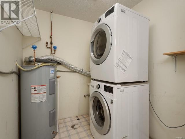 Lower Level Laundry Room | Image 34