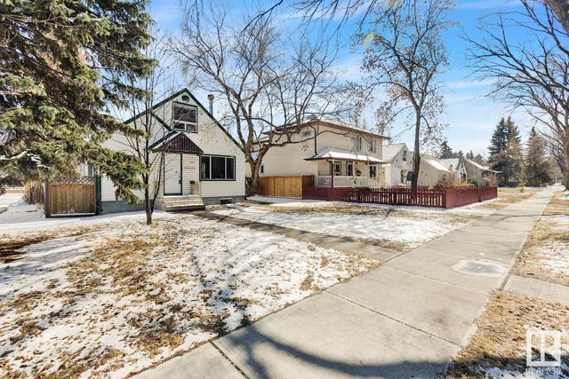 11631 128 St Nw, House detached with 4 bedrooms, 2 bathrooms and null parking in Edmonton AB | Image 4