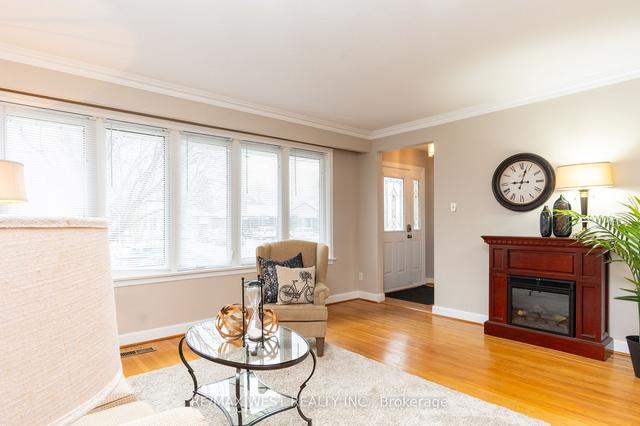 8 Koos Rd, House detached with 3 bedrooms, 1 bathrooms and 2 parking in Toronto ON | Image 29