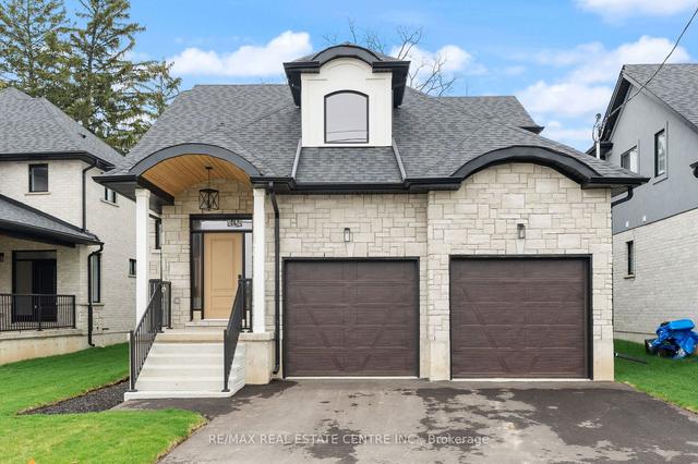 234 Mount Pleasant St, House detached with 4 bedrooms, 3 bathrooms and 4 parking in Brantford ON | Image 1