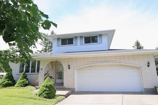 35 Jessica Dr, House detached with 3 bedrooms, 2 bathrooms and 6 parking in St. Catharines ON | Image 1