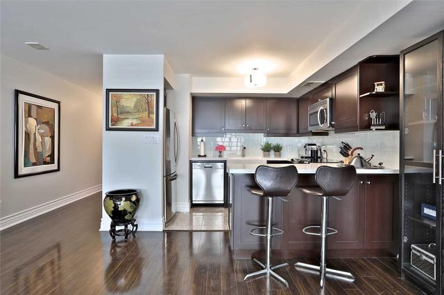 317 - 25 The Esplanade Dr, Condo with 1 bedrooms, 1 bathrooms and 0 parking in Toronto ON | Image 6
