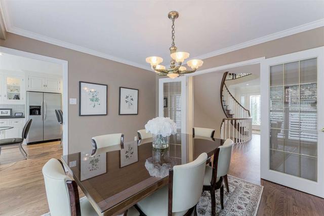 4044 Bridlepath Tr, House detached with 4 bedrooms, 4 bathrooms and 8 parking in Mississauga ON | Image 2