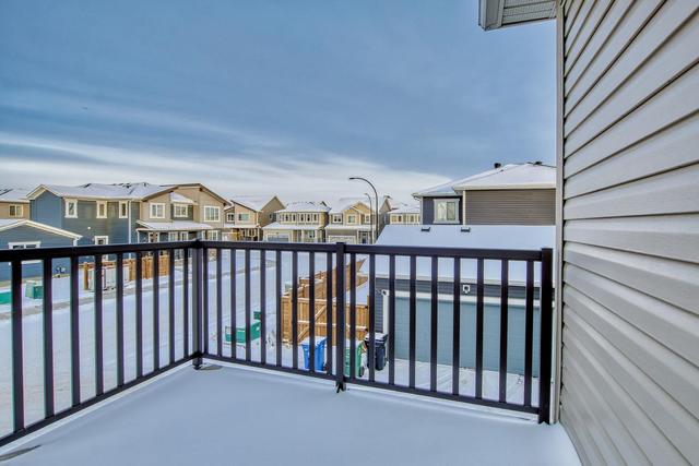268 Carrington Way Nw, Home with 3 bedrooms, 2 bathrooms and 2 parking in Calgary AB | Image 39