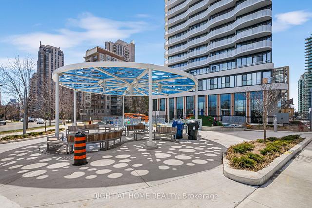 1502 - 15 Holmes Ave, Condo with 2 bedrooms, 2 bathrooms and 1 parking in Toronto ON | Image 27