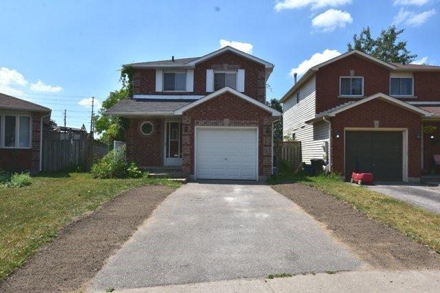 80 Laidlaw Dr, House detached with 3 bedrooms, 2 bathrooms and 2 parking in Barrie ON | Image 1
