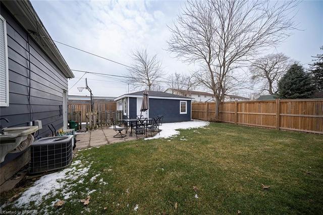 64 Leonard Street, House detached with 3 bedrooms, 2 bathrooms and 4 parking in Brantford ON | Image 37