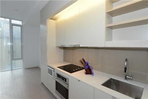405 - 101 Peter St, Condo with 1 bedrooms, 1 bathrooms and null parking in Toronto ON | Image 6