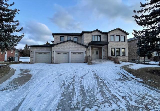 61 Beckenridge Dr, House detached with 5 bedrooms, 7 bathrooms and 13 parking in Markham ON | Image 2