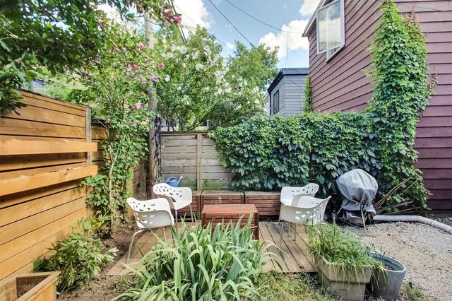 145 Claremont St, House attached with 2 bedrooms, 2 bathrooms and 0 parking in Toronto ON | Image 15