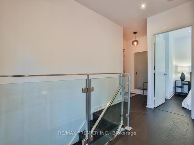 106 - 1030 King St W, Townhouse with 2 bedrooms, 2 bathrooms and 1 parking in Toronto ON | Image 9