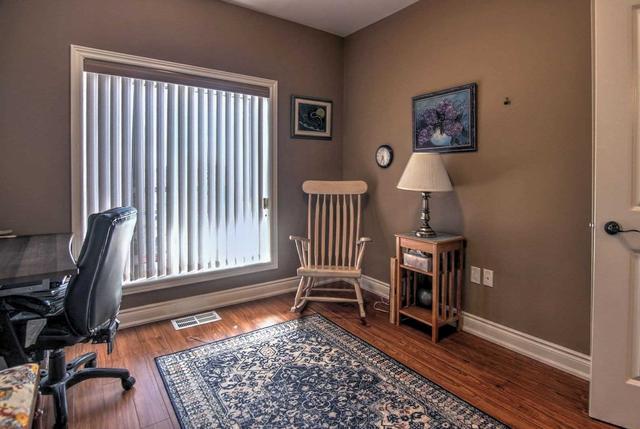 202 - 94 Francis St W, Condo with 2 bedrooms, 2 bathrooms and 1 parking in Kawartha Lakes ON | Image 8