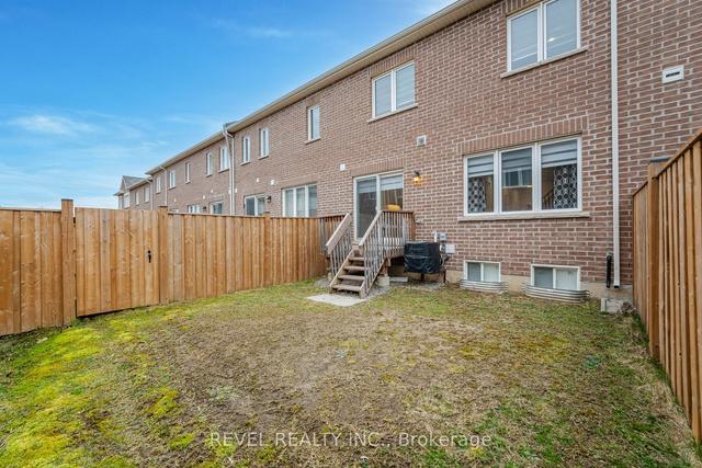 67 - 67 Reichert Crt, Townhouse with 3 bedrooms, 3 bathrooms and 2 parking in Milton ON | Image 29