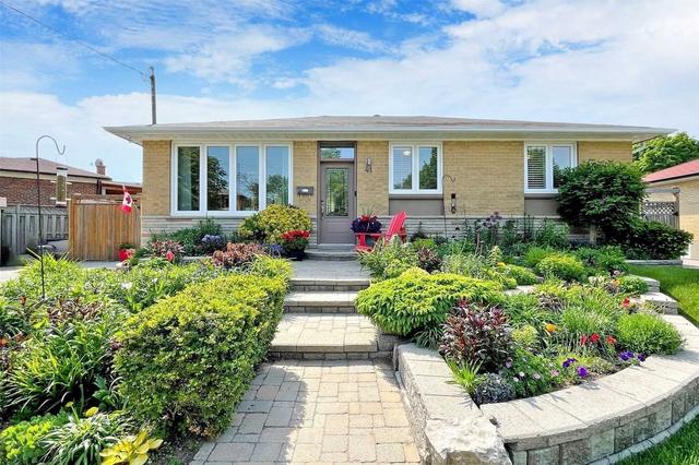 lower - 41 Roseglor Cres, House detached with 2 bedrooms, 1 bathrooms and 1 parking in Toronto ON | Image 1