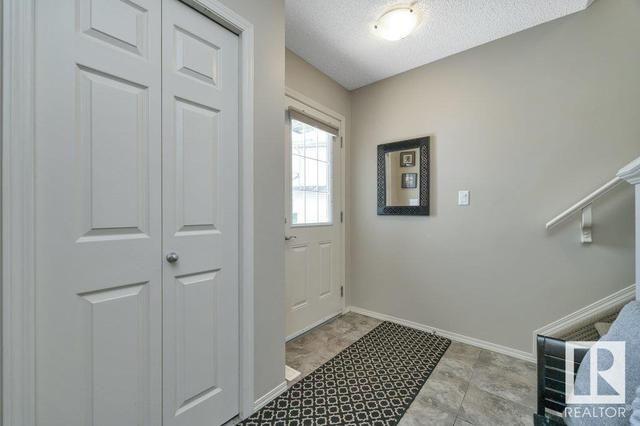 2349 Lemieux Place Pl Nw, House semidetached with 4 bedrooms, 2 bathrooms and 4 parking in Edmonton AB | Image 3