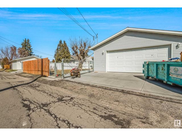 10320 47 St Nw, House detached with 4 bedrooms, 2 bathrooms and 4 parking in Edmonton AB | Image 35