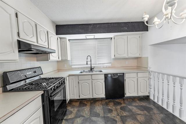 4213 63 Street, House detached with 4 bedrooms, 2 bathrooms and 1 parking in Camrose AB | Image 7