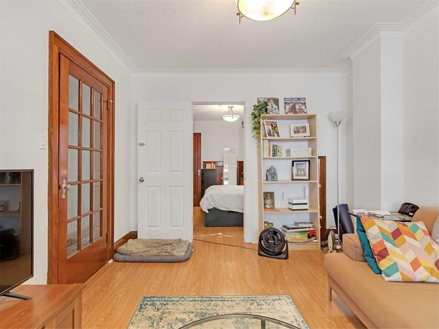 151 Bellwoods Ave, House semidetached with 3 bedrooms, 3 bathrooms and 2 parking in Toronto ON | Image 23