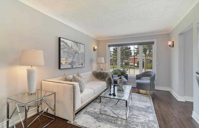 30 Castille Ave, House detached with 4 bedrooms, 3 bathrooms and 6 parking in Toronto ON | Image 37