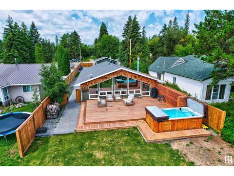 129 1 Av, House detached with 3 bedrooms, 2 bathrooms and null parking in Seba Beach AB | Card Image