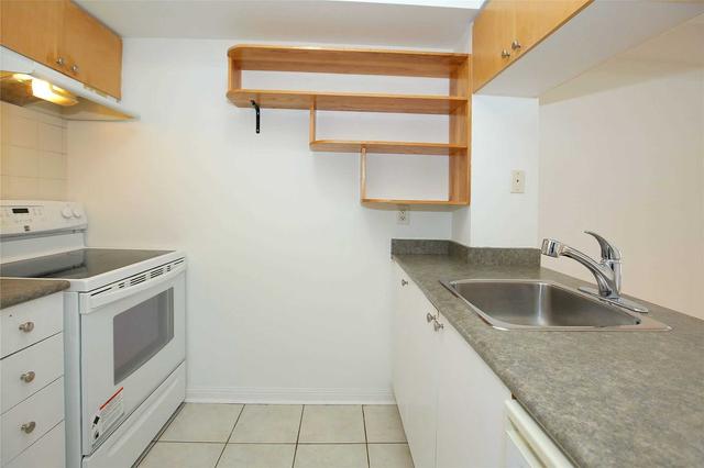 603 - 3 Everson Dr, Townhouse with 2 bedrooms, 1 bathrooms and 1 parking in Toronto ON | Image 2