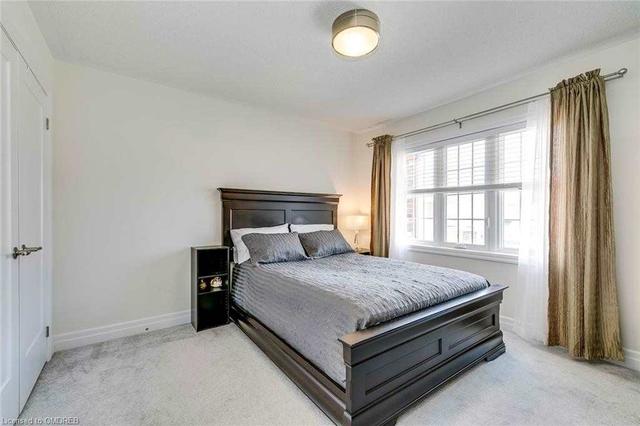 138 Kaitting Tr, House attached with 3 bedrooms, 3 bathrooms and 2 parking in Oakville ON | Image 5