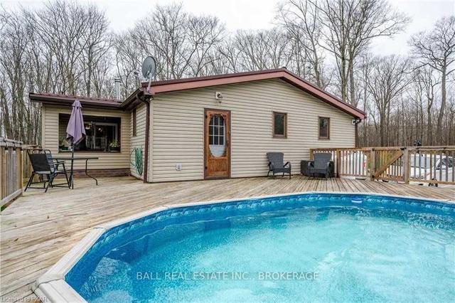 2115 County Road 620 Rd, House detached with 3 bedrooms, 2 bathrooms and 26 parking in North Kawartha ON | Image 32