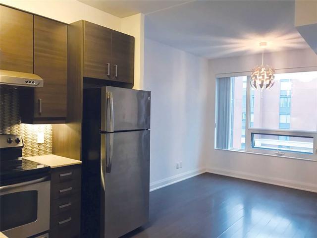 530 - 8228 Birchmount Rd, Condo with 1 bedrooms, 1 bathrooms and 1 parking in Markham ON | Image 3