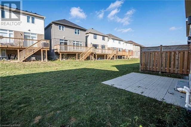 85 Grand Flats Tr, House attached with 3 bedrooms, 3 bathrooms and 2 parking in Kitchener ON | Image 9