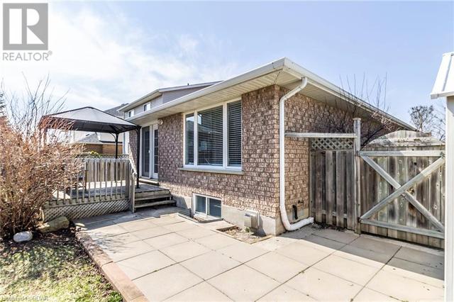 23 Doyle Drive, House detached with 2 bedrooms, 2 bathrooms and 3 parking in Guelph ON | Image 29