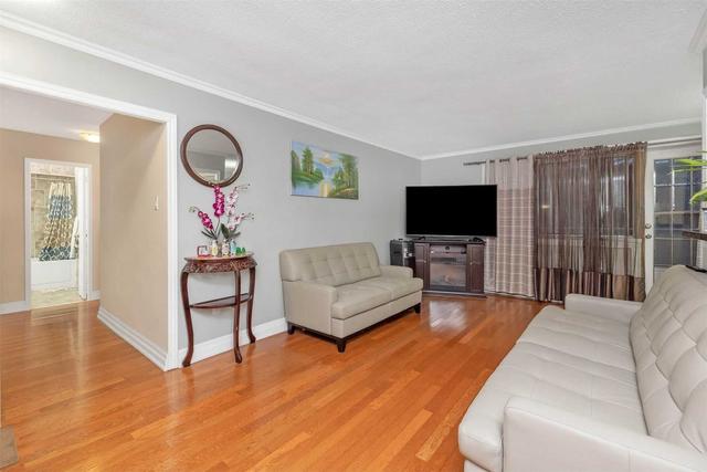 206 - 1660 Bloor St, Condo with 3 bedrooms, 2 bathrooms and 1 parking in Mississauga ON | Image 5