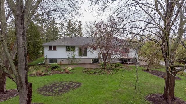 1181 Ravenshoe Rd, House detached with 3 bedrooms, 2 bathrooms and 22 parking in East Gwillimbury ON | Image 34