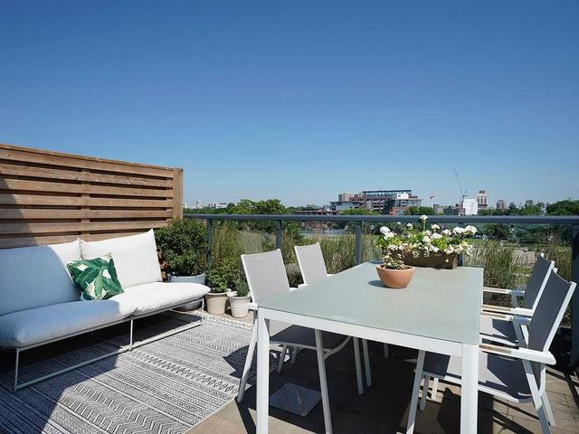 306 - 35 Wabash Ave, Condo with 3 bedrooms, 3 bathrooms and 1 parking in Toronto ON | Image 27